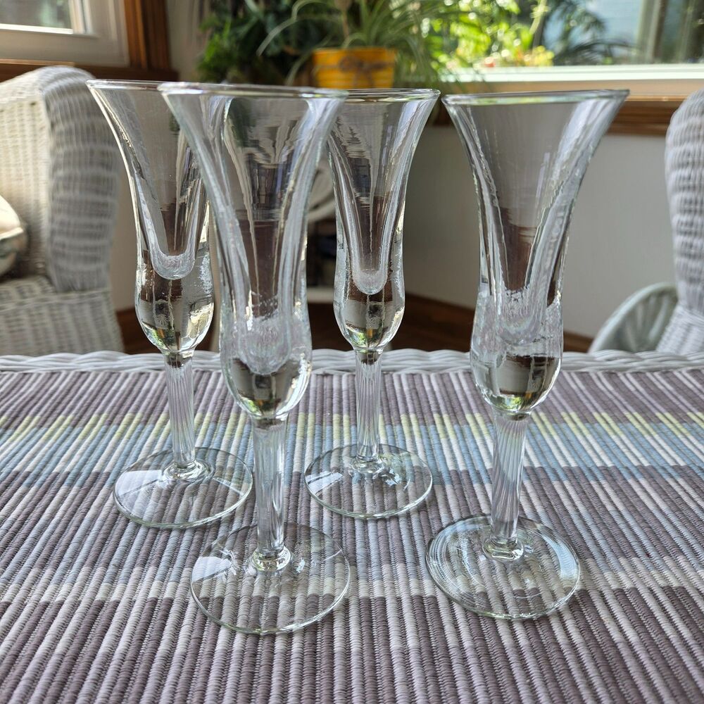 Vintage Flared Tulip Lipped Homegaard Aperitif/Cordial Glasses Set Of Four 1960s